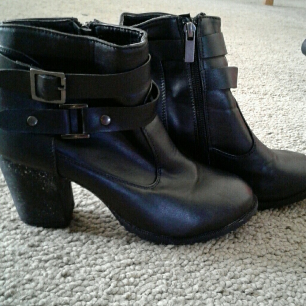 Black boots